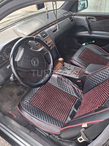 Mercedes E 230 1997, 354,544 km - 2.3 l - Bakı