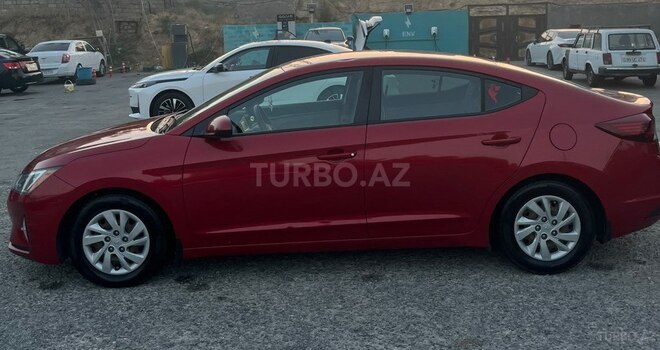 Hyundai Elantra 2019, 183,000 km - 2.0 л - Bakı