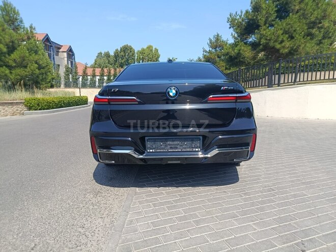 BMW i7 M70 2023, 25,000 km - 0.0 l - Bakı