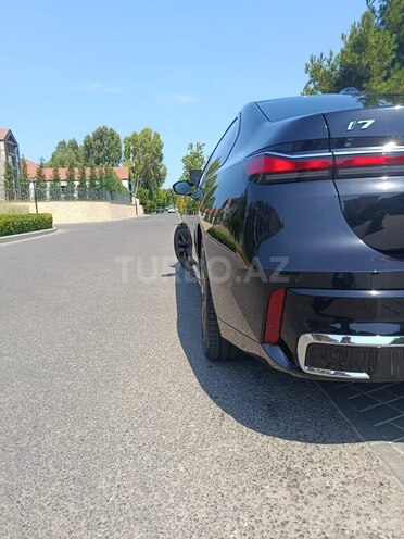BMW i7 M70 2023, 25,000 km - 0.0 l - Bakı