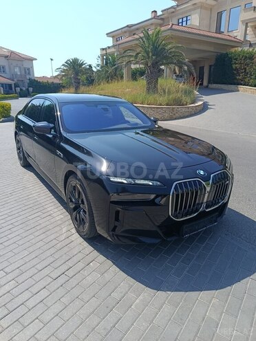 BMW i7 M70 2023, 25,000 km - 0.0 l - Bakı