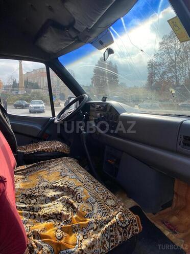 Mercedes Sprinter 312 1995, 250,000 km - 2.5 l - Qazax
