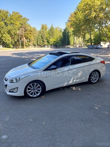Hyundai i40 2012, 228,000 km - 2.0 l - Mingəçevir