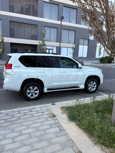 Toyota Land Cruiser Prado 2012, 270,013 km - 2.7 l - Bakı