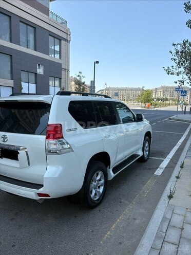 Toyota Land Cruiser Prado 2012, 270,013 km - 2.7 l - Bakı