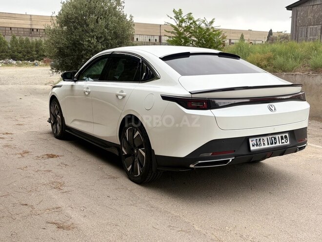 Changan Eado 2025, 1,440 km - 1.5 л - Bakı