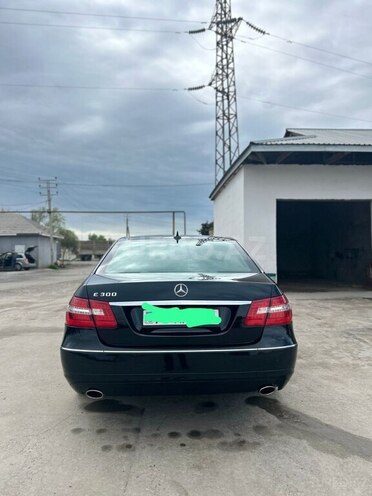 Mercedes E 300 2012, 170,000 km - 3.0 l - İmişli