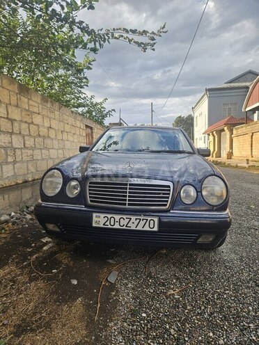 Mercedes E 200 1997, 360,000 km - 2.0 l - Bərdə