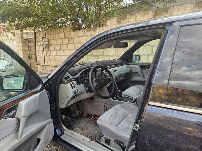 Mercedes E 200 1997, 360,000 km - 2.0 l - Bərdə