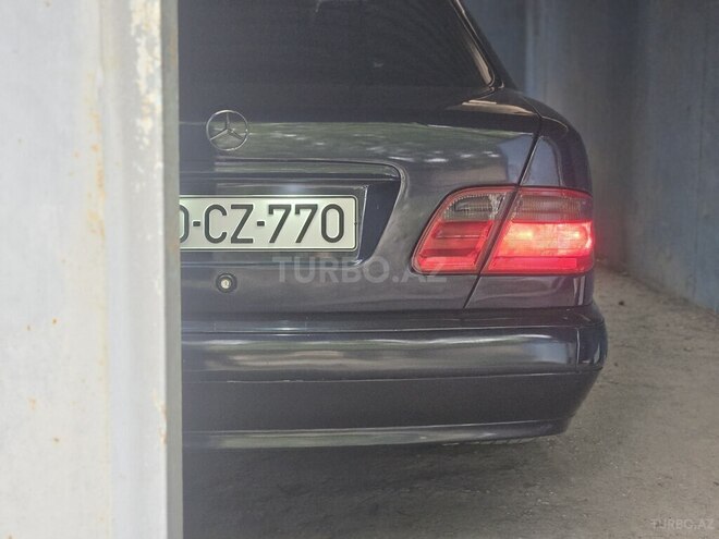 Mercedes E 200 1997, 360,000 km - 2.0 l - Bərdə