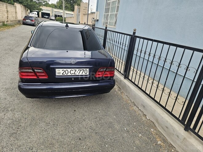 Mercedes E 200 1997, 360,000 km - 2.0 l - Bərdə