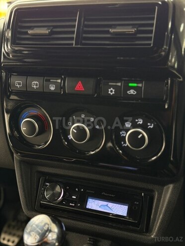 LADA (VAZ) Niva 2021, 32,864 km - 1.7 l - Sumqayıt