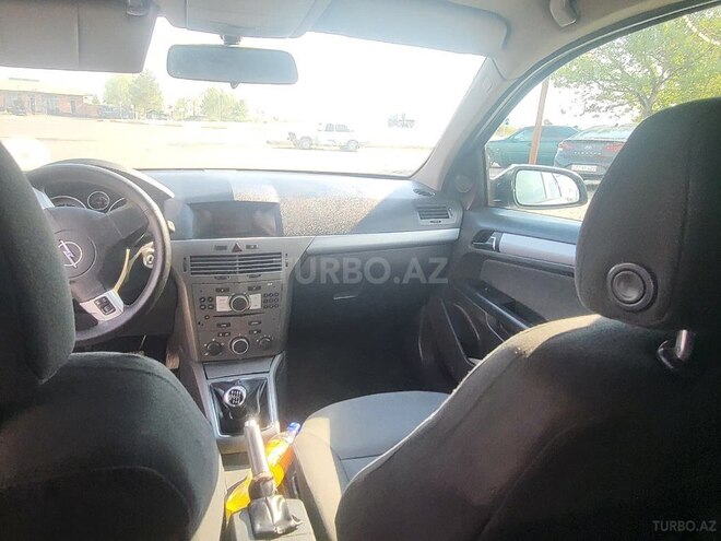 Opel Astra 2006, 280,000 km - 1.3 л - Beyləqan