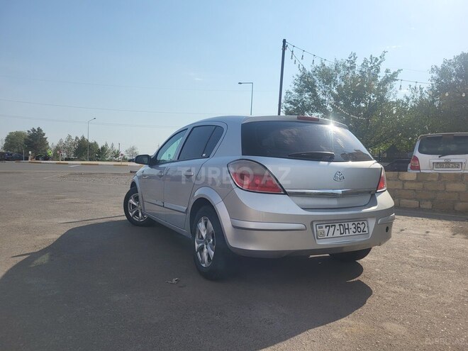 Opel Astra 2006, 280,000 km - 1.3 л - Beyləqan