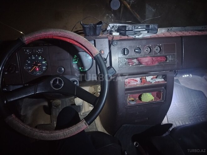 Mercedes 609 D 1991, 631,212 km - 3.9 l - Bakı