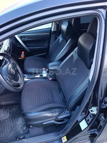 Toyota Corolla 2013, 301,402 km - 1.6 l - Salyan