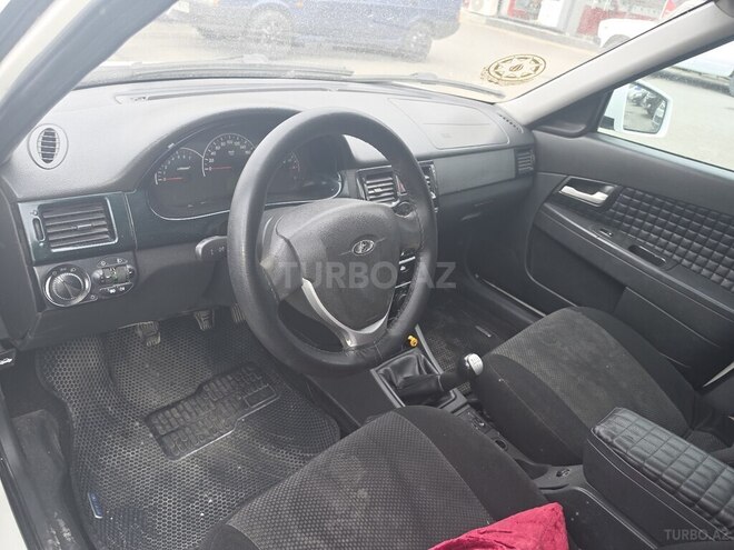 LADA (VAZ) Priora 2013, 270,000 km - 1.6 l - Quba