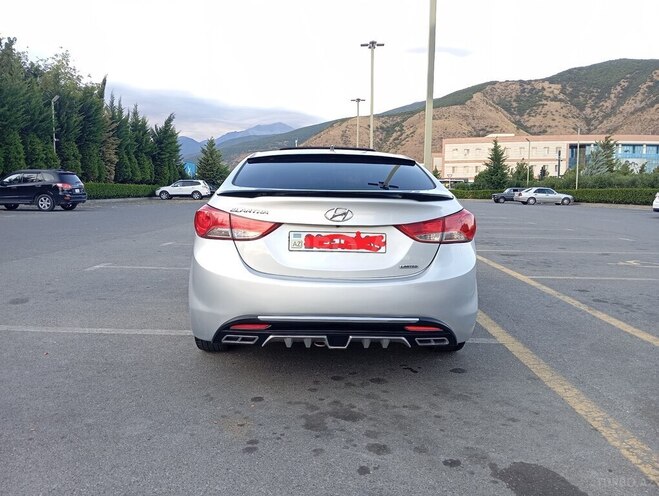 Hyundai Elantra 2012, 194,731 km - 1.8 l - Bakı