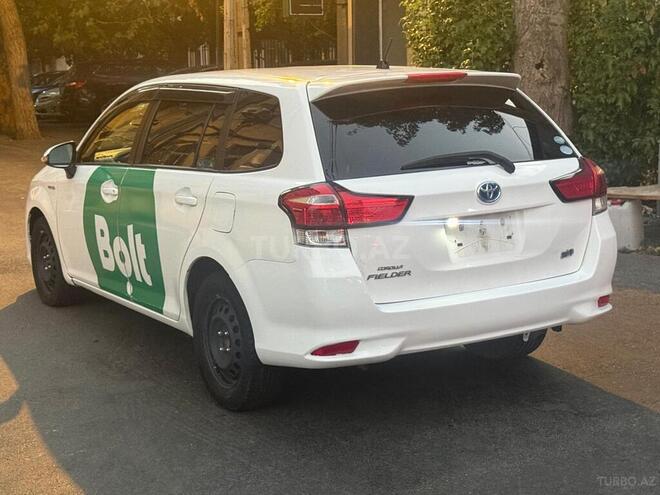 Toyota Corolla Fielder 2018, 330,000 km - 1.5 л - Bakı