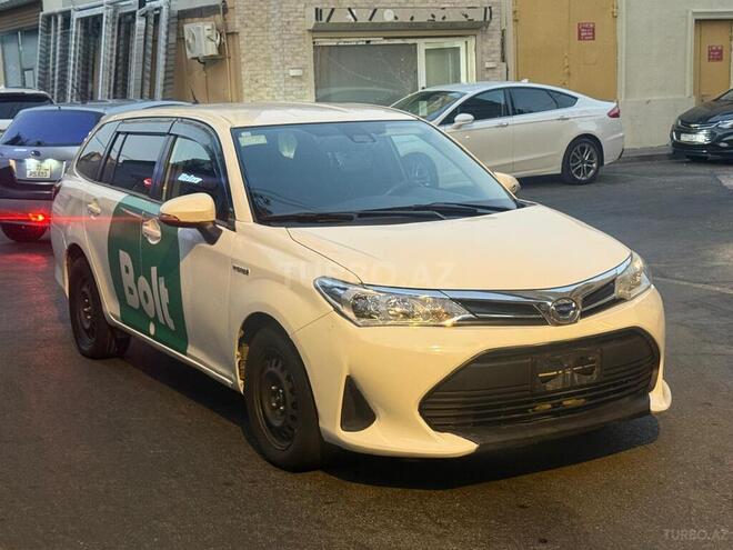 Toyota Corolla Fielder 2018, 330,000 km - 1.5 л - Bakı