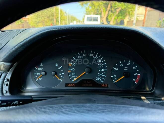 Mercedes E 320 1999, 495,000 km - 3.2 l - Bakı