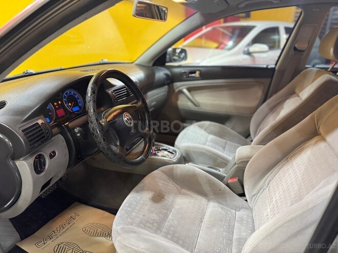Volkswagen Passat 2002, 290,000 km - 1.8 l - Sumqayıt