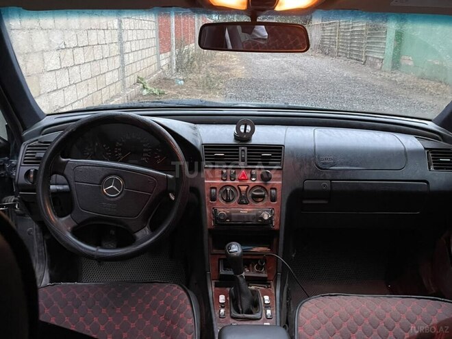 Mercedes C 200 1999, 300,000 km - 2.0 l - Bakı