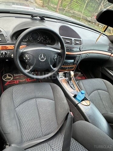 Mercedes E 270 2002, 254,496 km - 2.7 л - Bakı