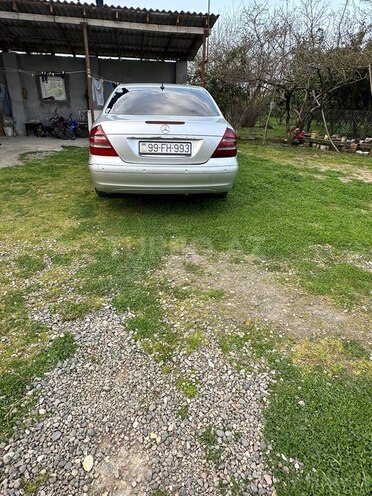 Mercedes E 270 2002, 254,496 km - 2.7 л - Bakı