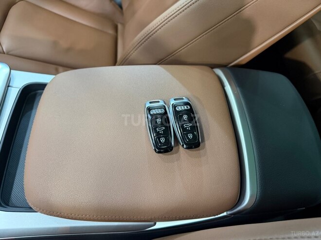 Audi Q7 2020, 80,000 km - 2.0 l - Bakı