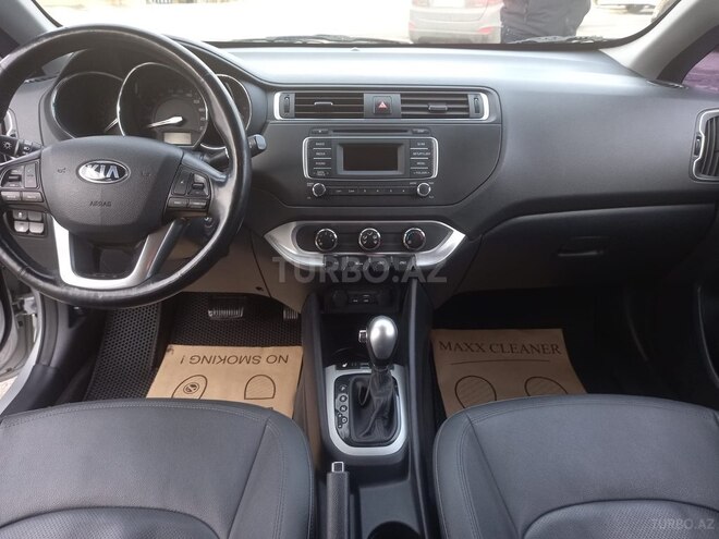 Kia Rio 2017, 130,000 km - 1.4 л - Bakı