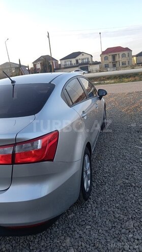 Kia Rio 2017, 130,000 km - 1.4 л - Bakı