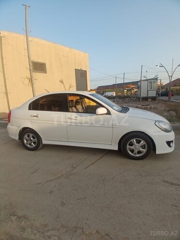 Hyundai Accent 2010, 320,000 km - 1.6 l - Bakı