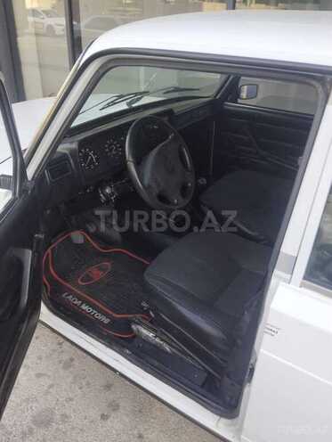 LADA (VAZ) 2107 2003, 15,000 km - 1.6 л - Bakı