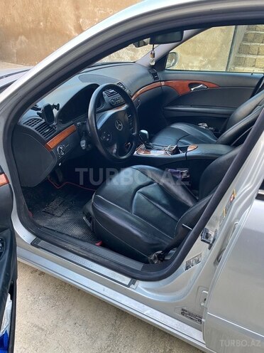 Mercedes E 220 2004, 544,000 km - 2.2 l - Bakı
