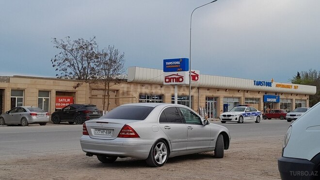 Mercedes C 230 2000, 340,000 km - 2.3 l - Salyan