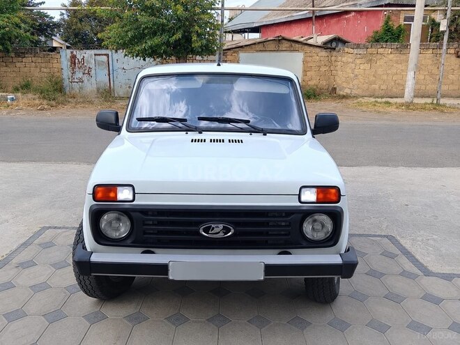 LADA (VAZ) Niva 2024, 39,000 km - 1.7 l - Yardımlı