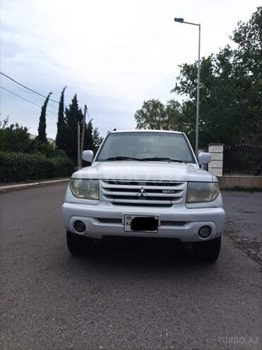 Mitsubishi Pajero io 2000, 291,000 km - 2.0 л - Gəncə