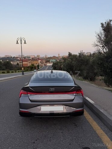 Hyundai Elantra 2022, 79,270 km - 1.6 л - Bakı