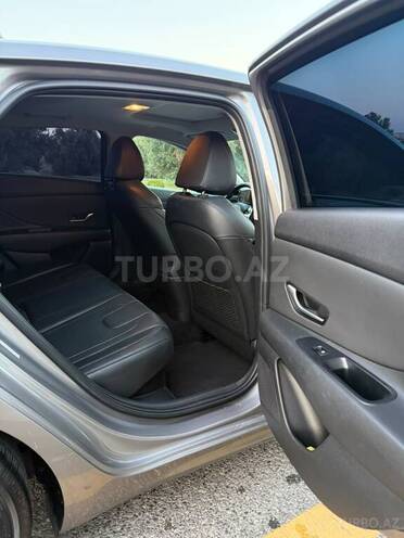 Hyundai Elantra 2022, 79,270 km - 1.6 л - Bakı
