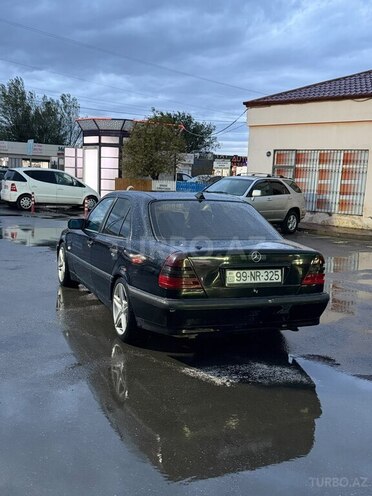 Mercedes C 180 1998, 235,000 km - 1.8 l - Sumqayıt