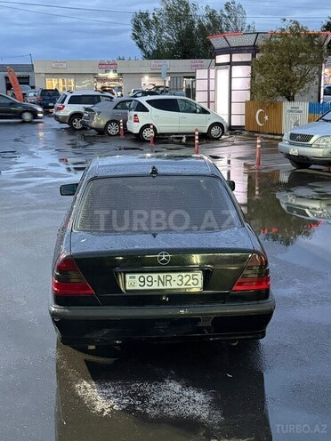 Mercedes C 180 1998, 235,000 km - 1.8 l - Sumqayıt