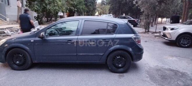 Opel Astra 2009, 284,000 km - 1.4 l - Bakı