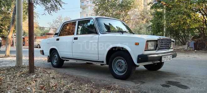 LADA (VAZ) 2107 2009, 214,628 km - 1.6 л - Salyan