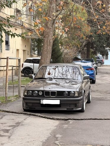 BMW 530 1988, 400,000 km - 3.0 l - Bakı