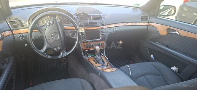 Mercedes E 220 2005, 414,000 km - 2.2 l - Bakı