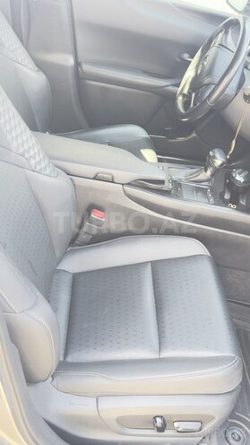 Lexus UX 250h 2020, 25,382 km - 2.0 л - Bakı
