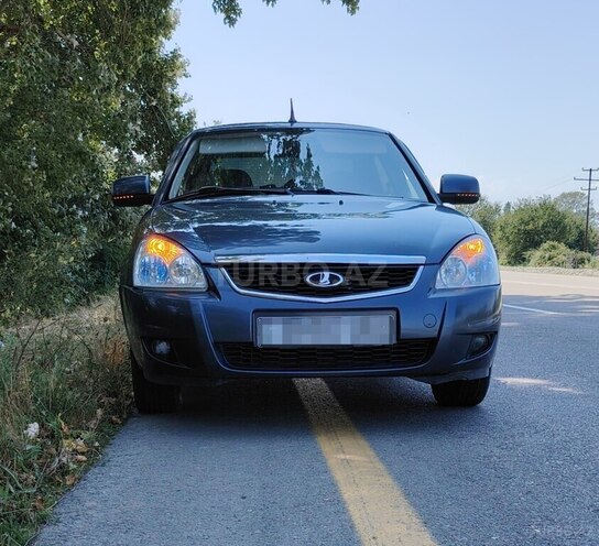 LADA (VAZ) Priora 2017, 120,000 km - 1.6 l - Qusar