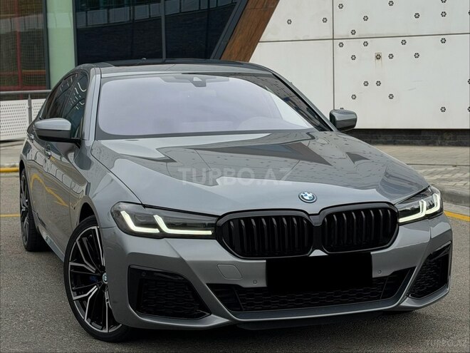 BMW 530e 2023, 77,000 km - 2.0 l - Bakı