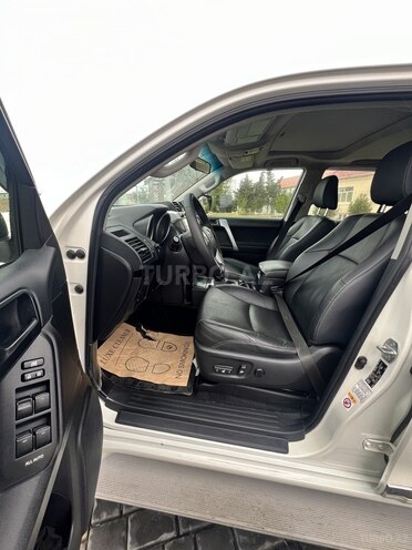 Toyota Land Cruiser Prado 2014, 175,000 km - 2.7 l - Bakı